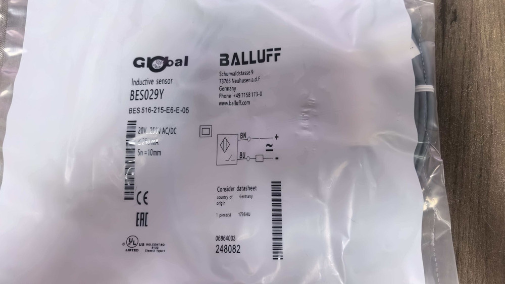 New 1Pcs Balluff Bes 516-215-E6-E-05 lh