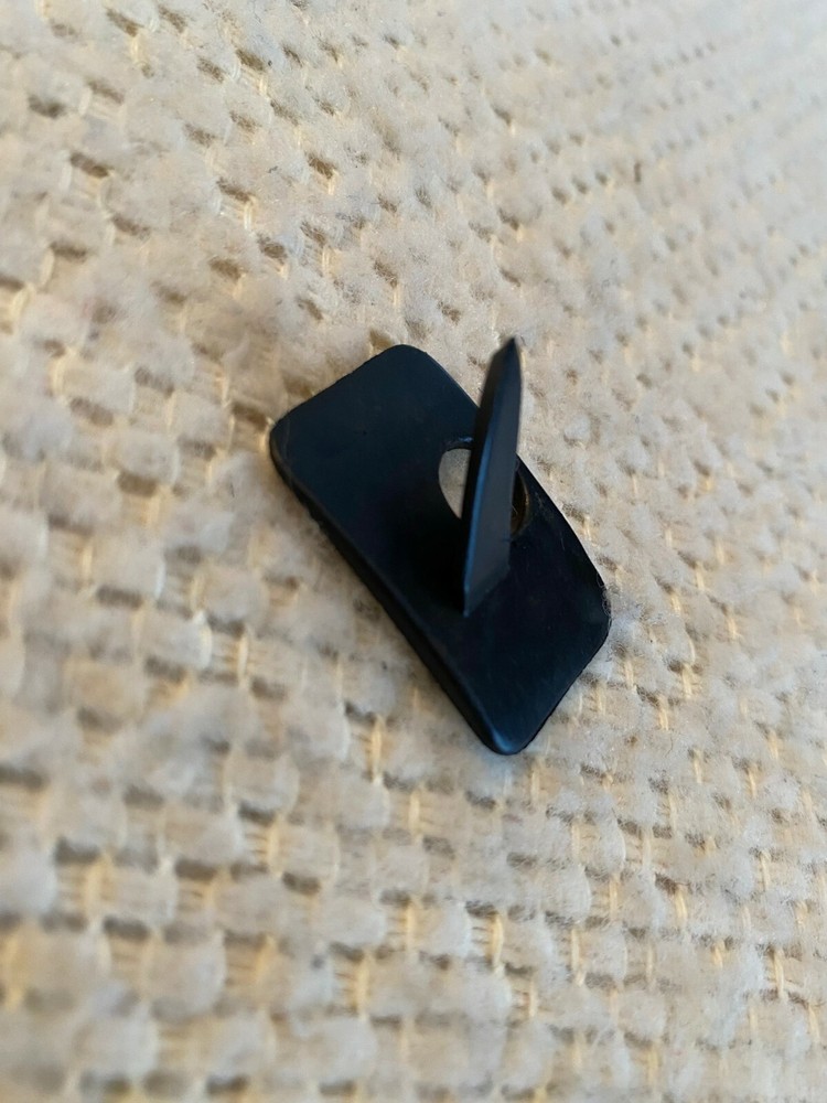 Plastic Flipper Rest