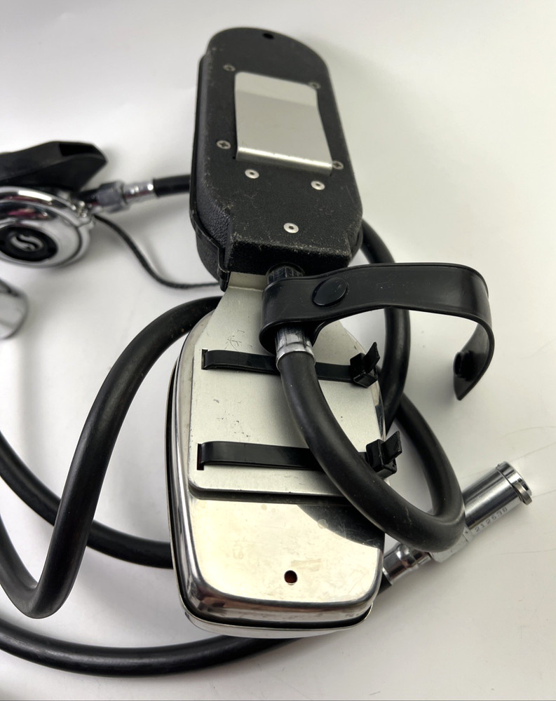 Scubapro Automatic Decompression Meter Plus Regulator, etc. See Pics