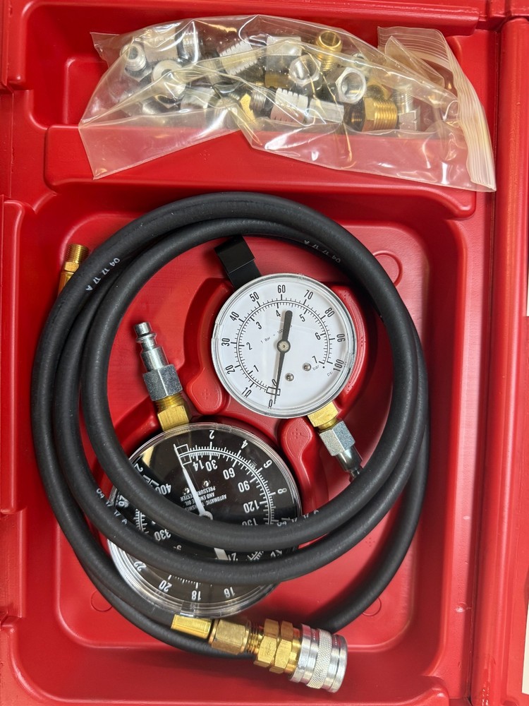 Oil Pressure Tester Kit NAPA BRAND NEW COMPLETE IN BOX