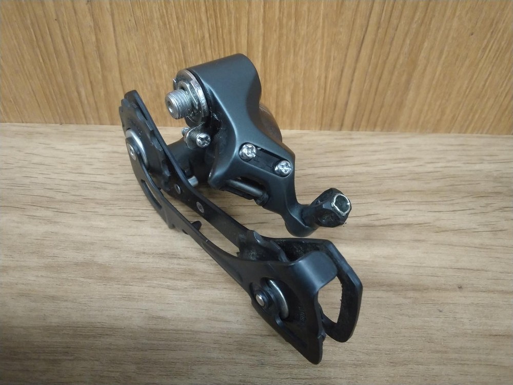 RD-4700 GS rear derailleur