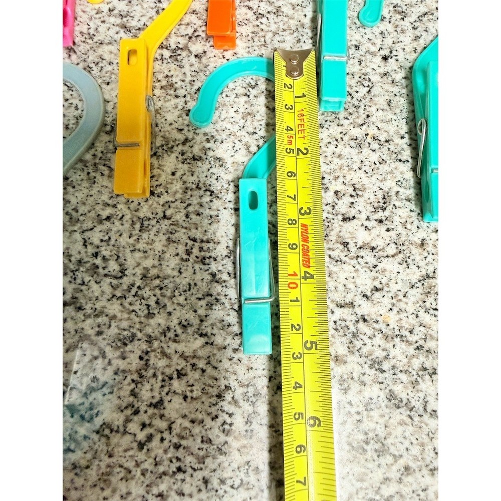 Laundry Hanger Hook Clips Multicolor Clothesline Towel Hooks 8pc