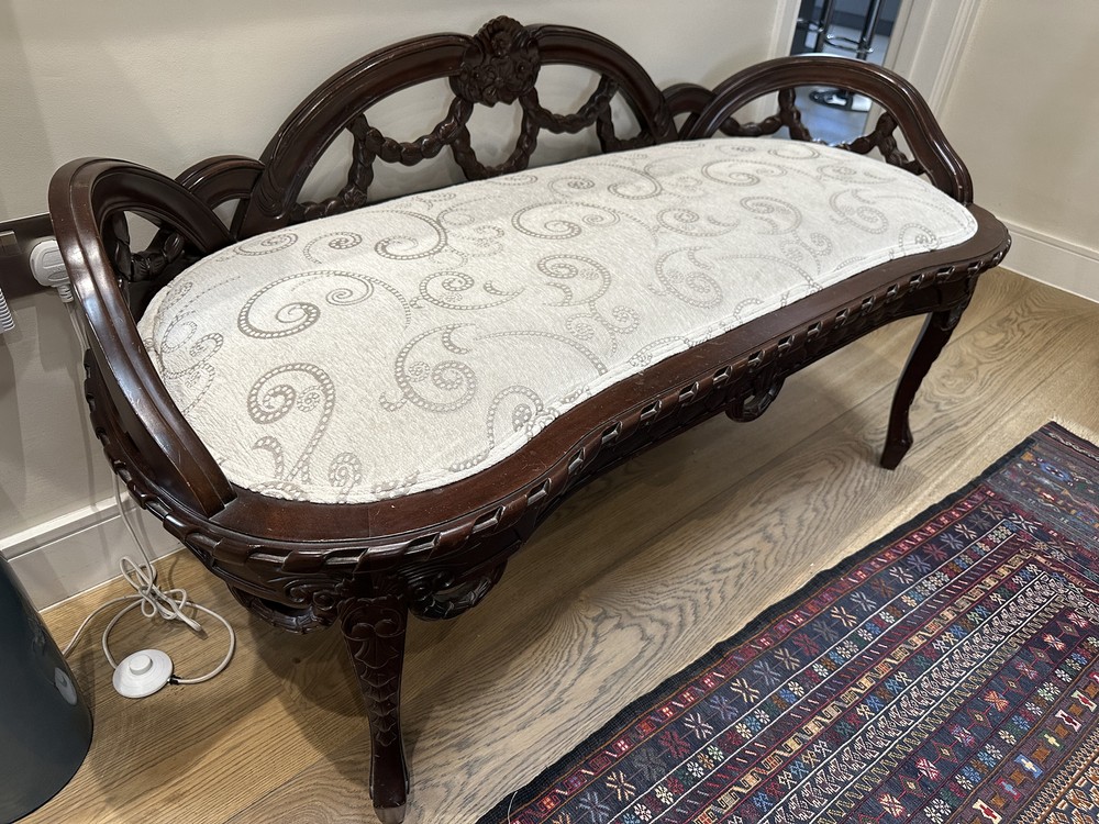 Chippendale Bench