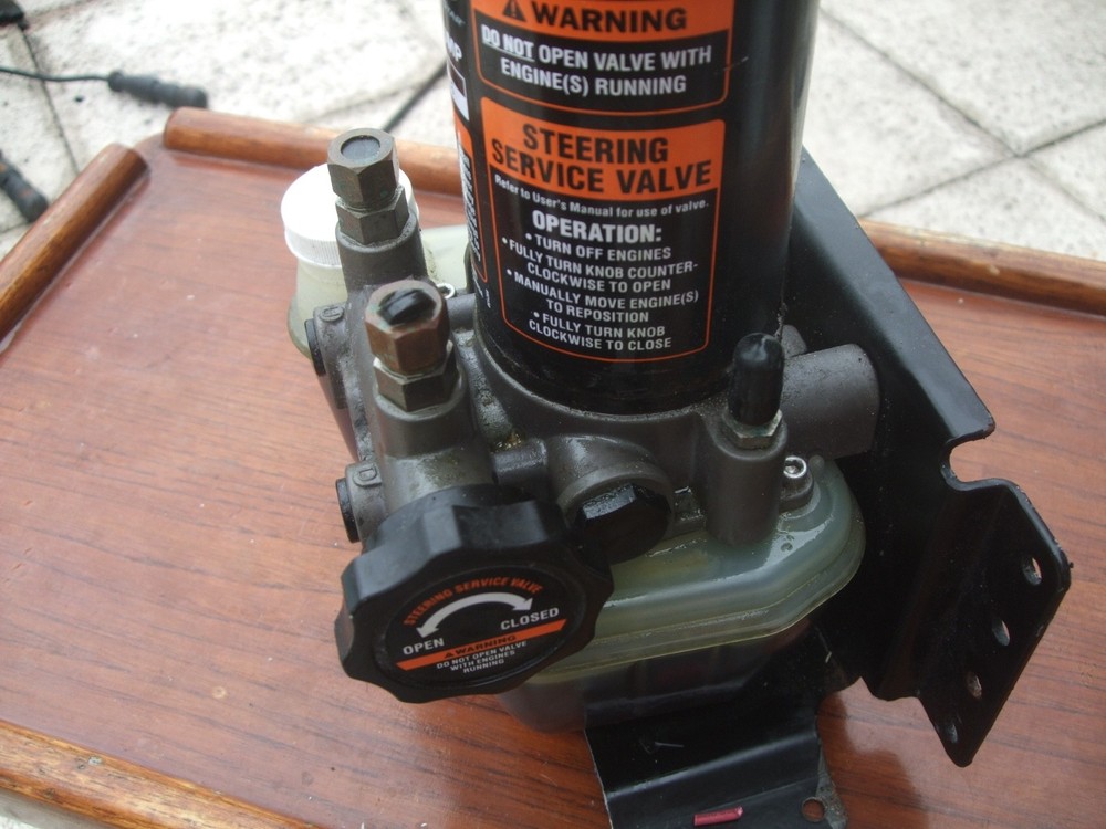 Optimus Hydraulic Steering Pump EP1500