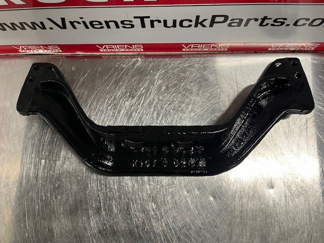 KENWORTH CROSSMEMBER-SUPPORT FRONT ENGINE K107-528