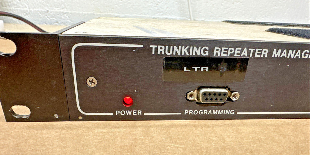 Connect systems Inc CSI LT-4200 LTR Trunking Repeater Controller Powers On/Test