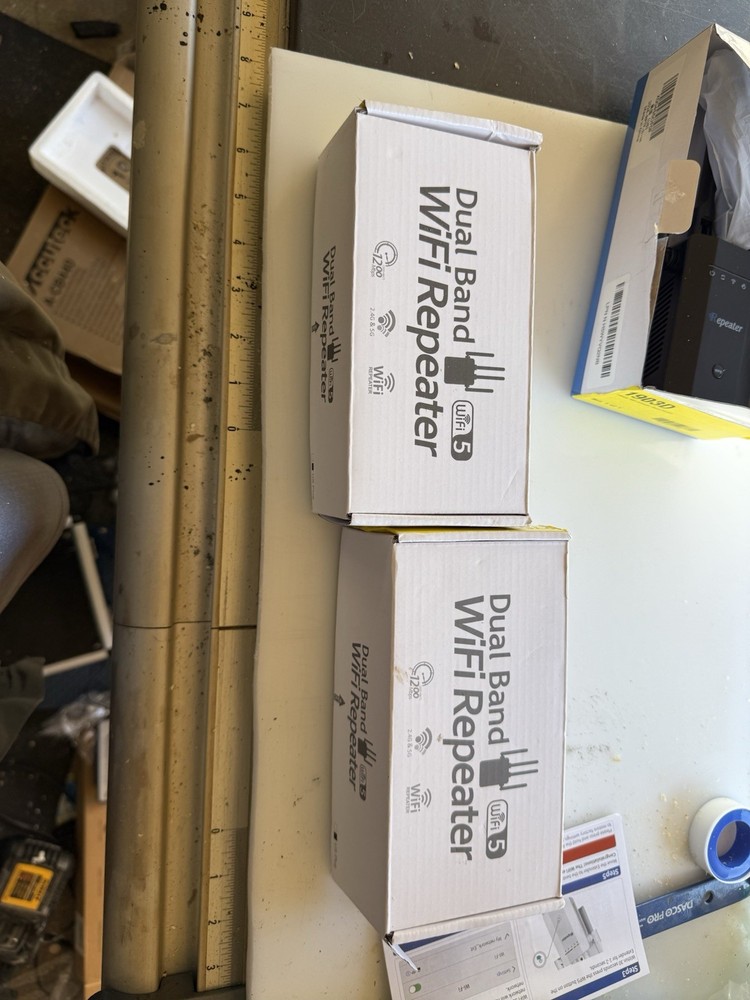 AOOEPU WiFi RangeExtender Signal Booster