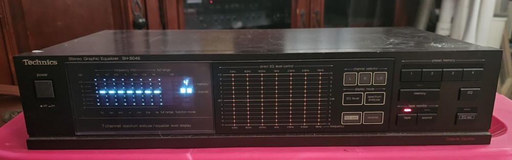 Technics SH-8046 Stereo Graphic Equalizer Touch Pad Computer Equalizer Vintage
