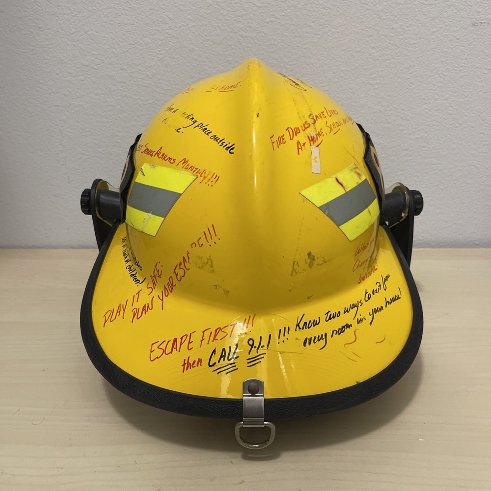 CAIRNS MODEL 990 FIREMAN'S HELMET, YELLOW With Face Shield