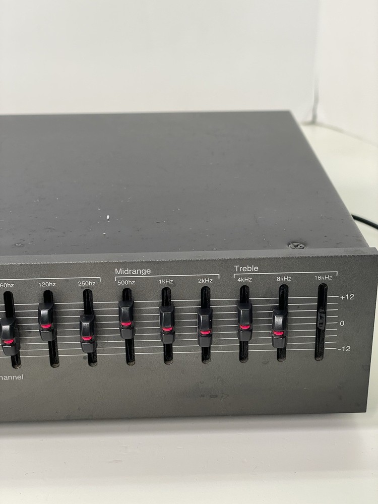 AudioSource EQ 100 Graphic Equalizer Spectrum Analyzer Tested Working RCA