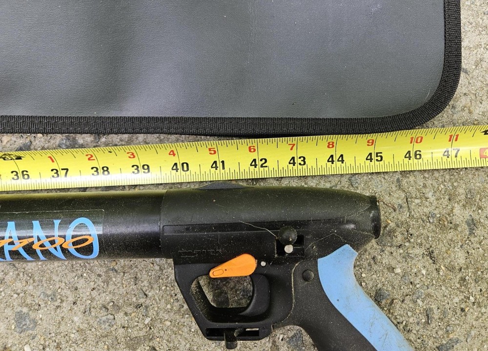 Mares Cyrano Pneumatic Speargun – 44” – With Case & Accessories