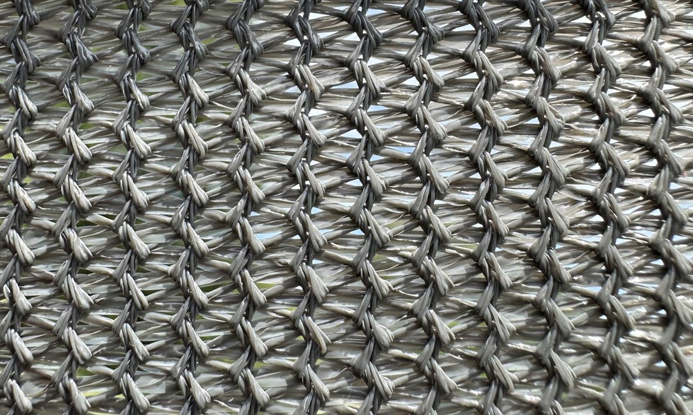 OFFICIAL DOWN UNDER OUTDOORS Extra Large Chicken Saddle