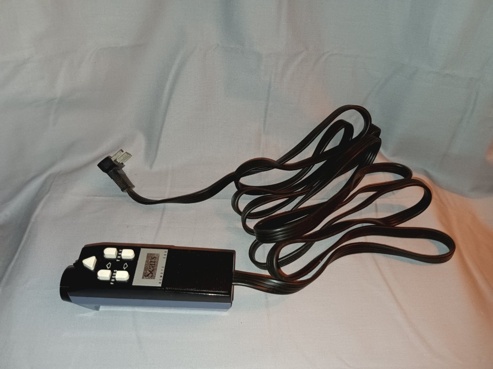 Sears Tower Remote Control Unit for 9888 Automatic Projector