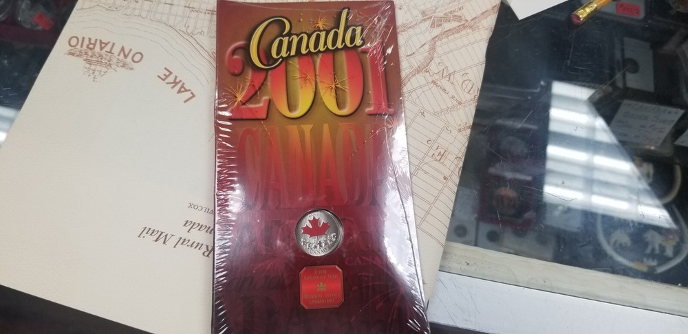 Canada 2001 Canada Day Coloured 25 Cent Coin Rare.