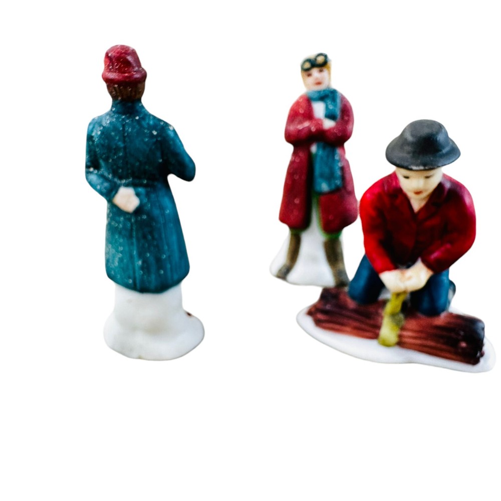 4 vtg Dept 56 figurines