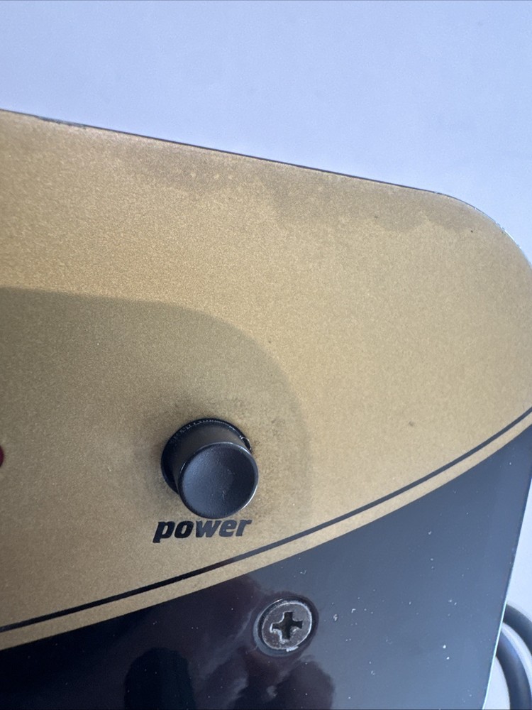 Numark DM3002X Professional DJ Mixer Working