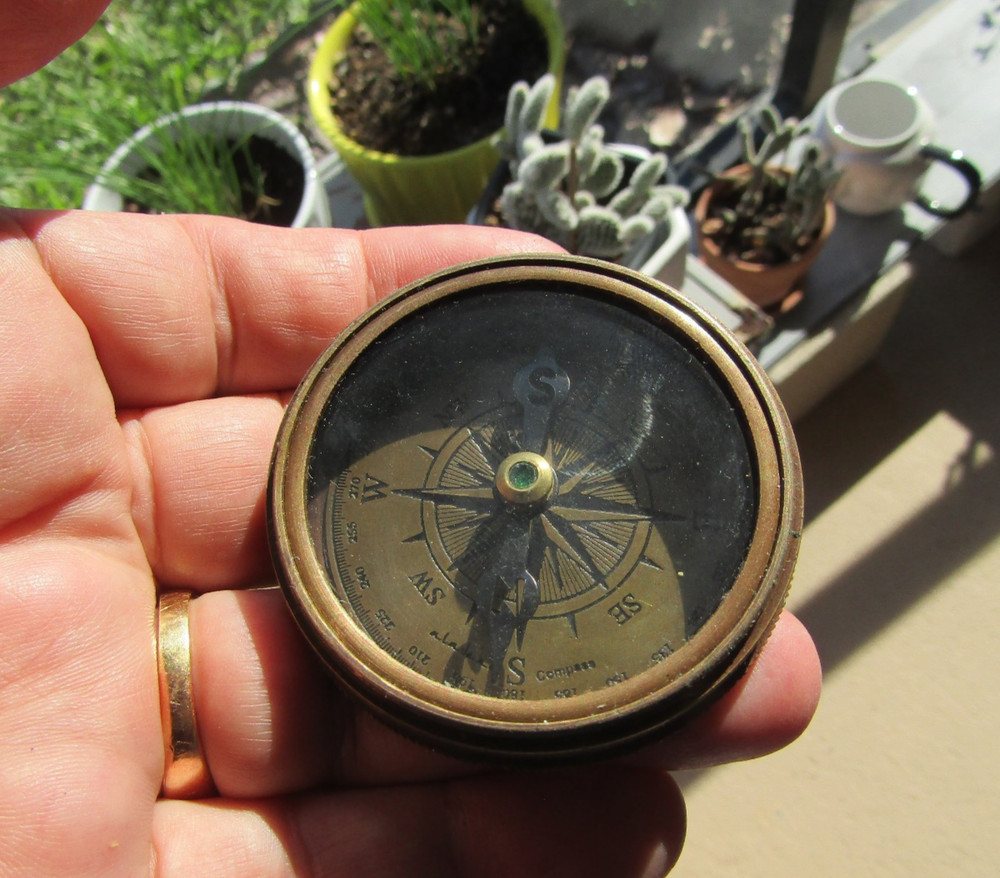 Aladean 2" Brass Face Compass With Leather Case Working