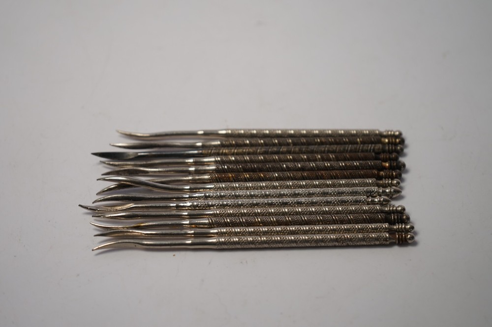 Vintage 5 1/2" Solid Cast Metal Hand Held Nutcracker Heavy Duty Retro Kitchen