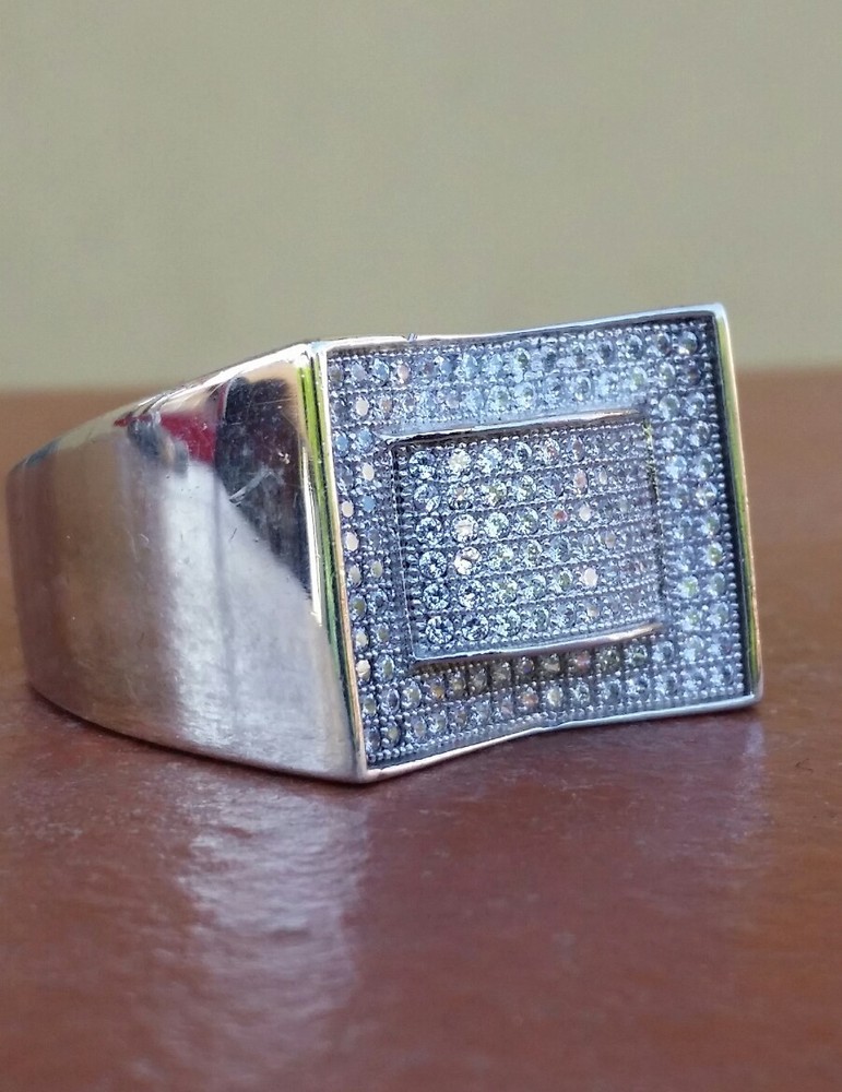 925 MEN SOLITAIRE PAVED SILVER RING