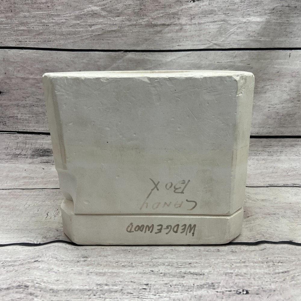 Arnel's Ceramic Casting Mold Wedge Wood Candy Box #396