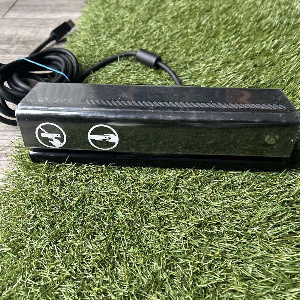 Microsoft Xbox One Kinect Wired Motion Sensor Black Model 1520 OEM