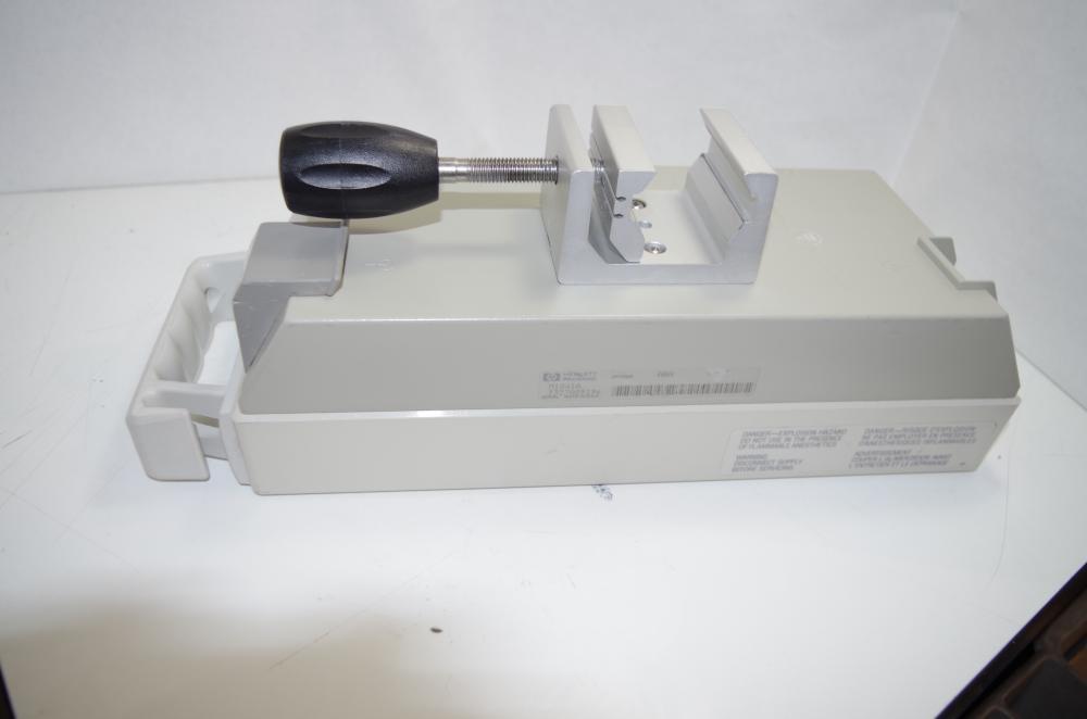 HP MODEL# M1041A MODULE RACK