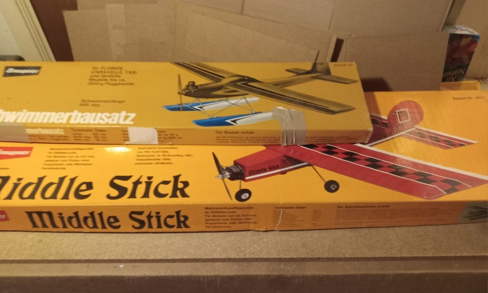 Vintage German Graupner Middle Stick kit with float kit