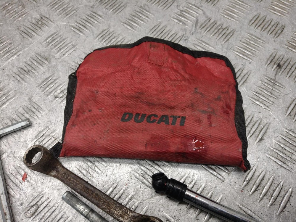2009 DUCATI MONSTER 696+ M696 PLUS TOOLKIT