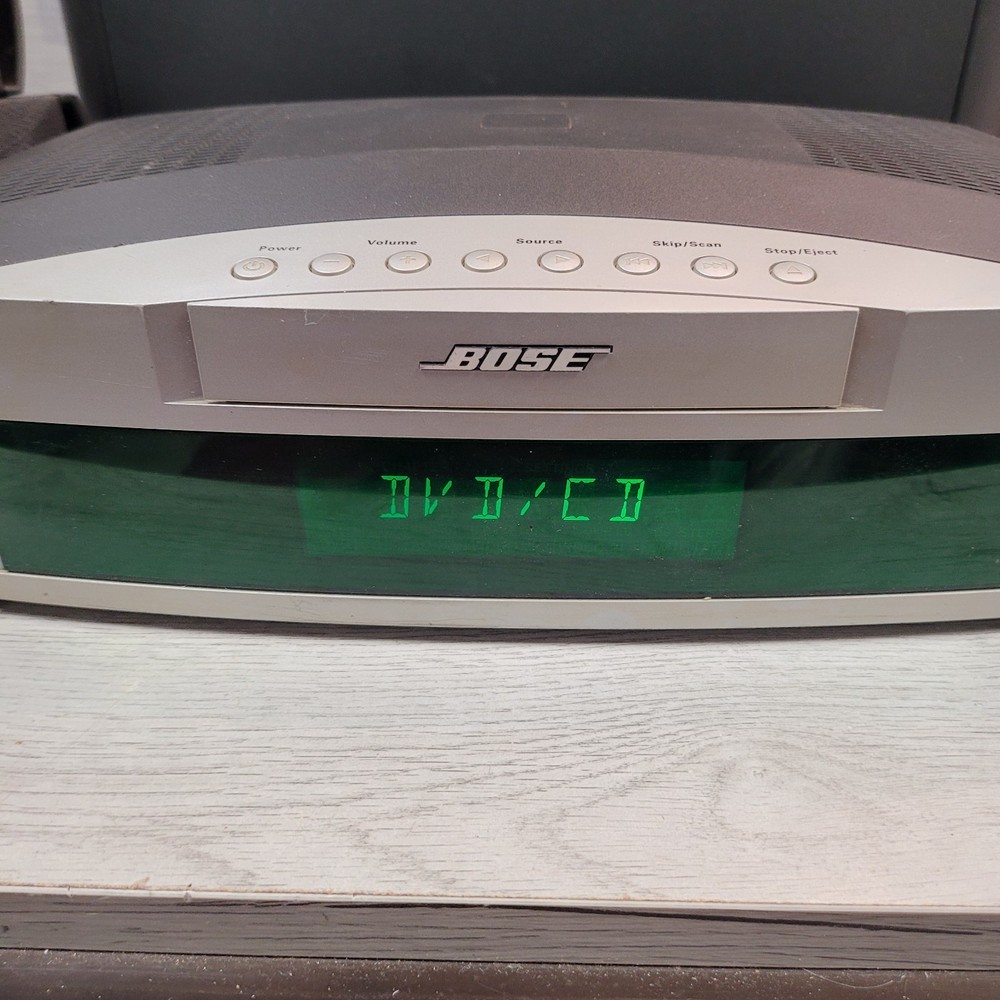 BOSE AV3-2-1 CD DVD Media Center Powered Speaker System + Remote Tested Working