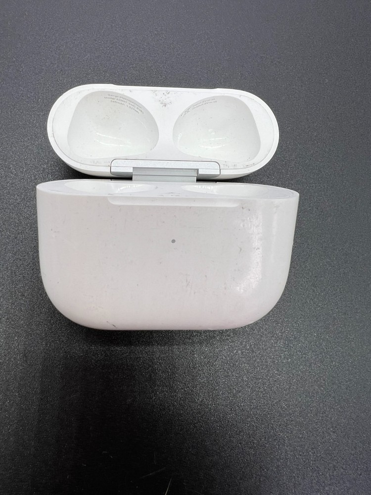 Apple Airpods 3rd Gen Authentic Replacement Charging Charger Case a2566 Fair