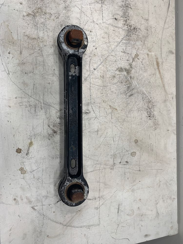 Eaton Spicer Torque Rod (339-10333)