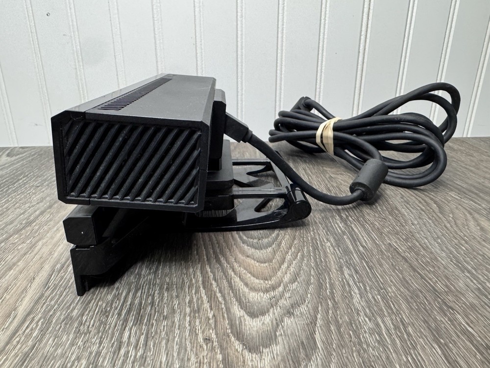 Microsoft Xbox One Kinect Wired Motion Sensor Black Model 1520 OEM