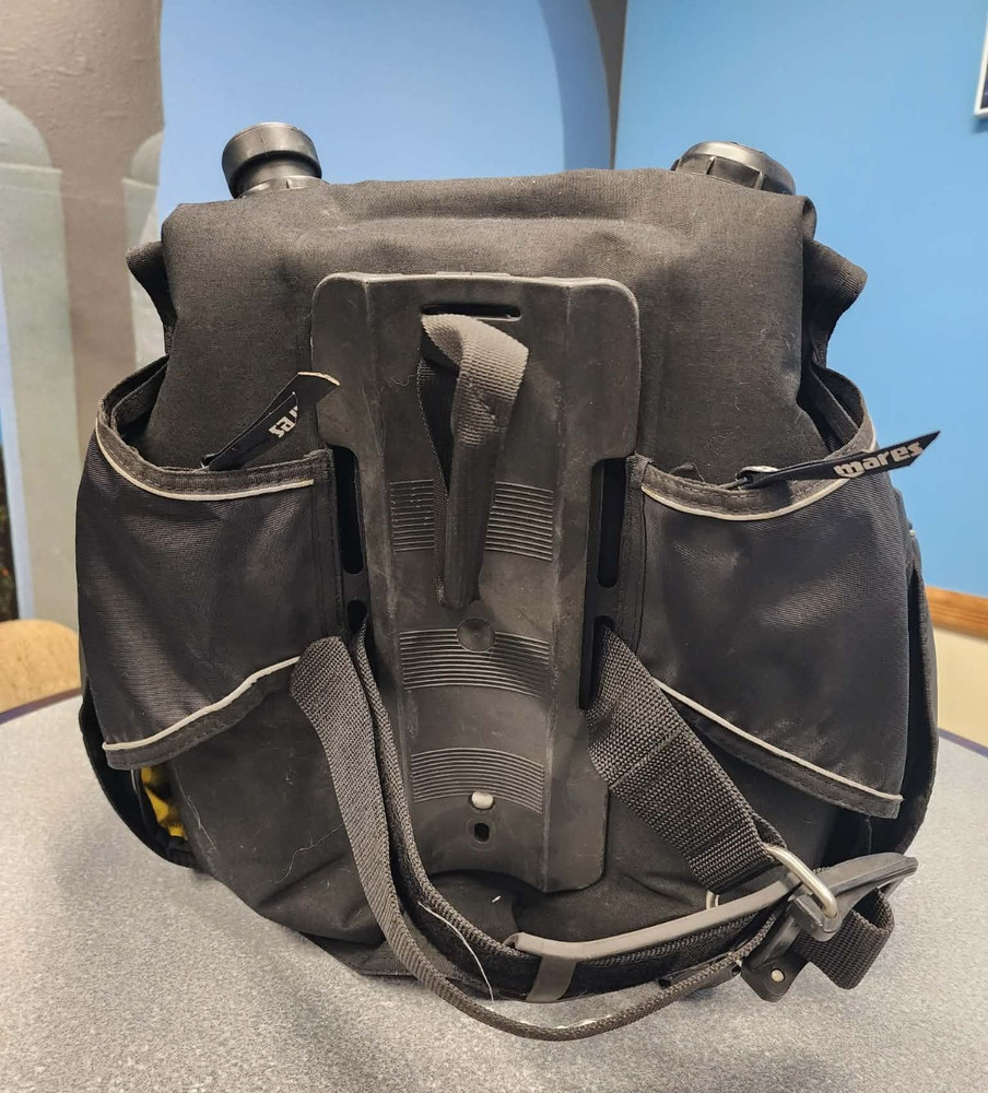 Mares V1 BCD - Large with Integrated Weights