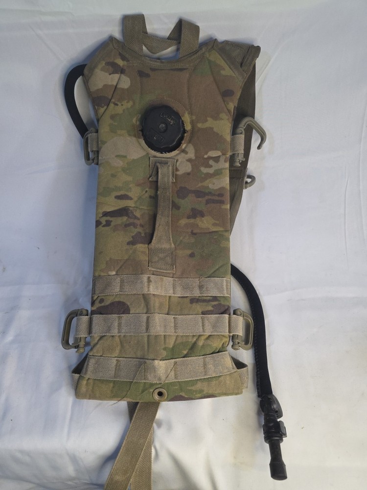 Military Multicam Molle II  Hydration System Carrier Pack w/ Bladder