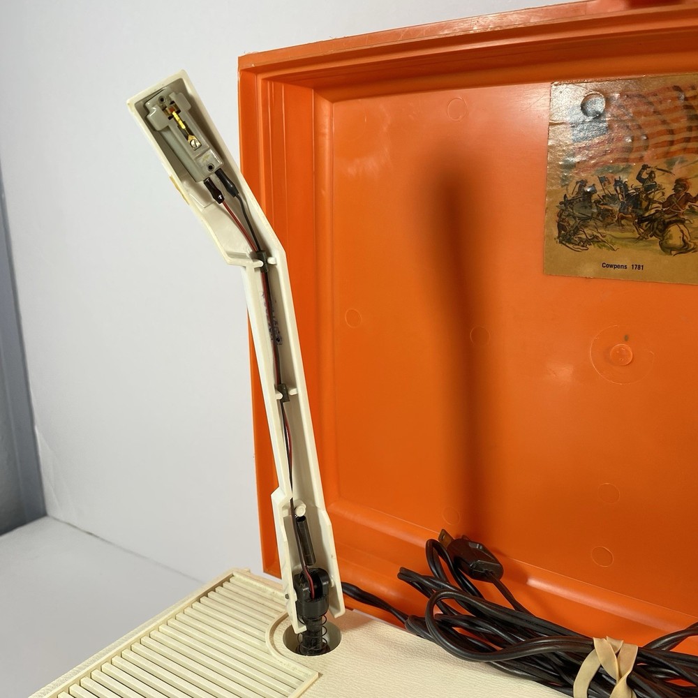 Arvin Solid State Phonograph Orange Read Description