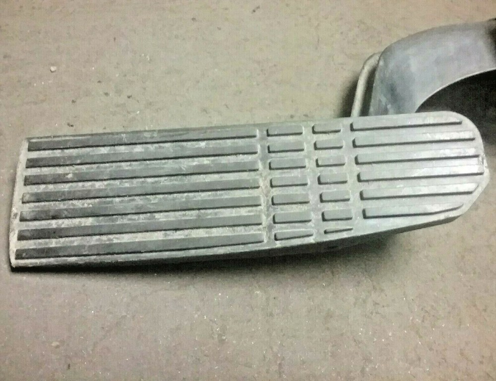 FREIGHTLINER PEDAL A01-28845-000