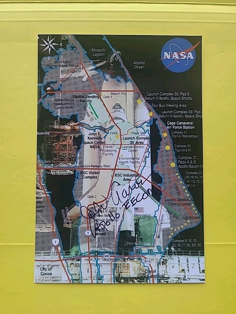 John Aaron NASA, Signed 4x6 Space Shuttle Photo.