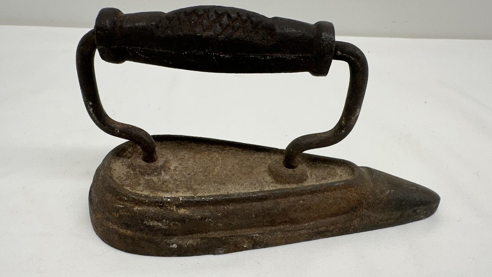 Antique Cast Iron sad Iron Collar Sleeve hammered handle