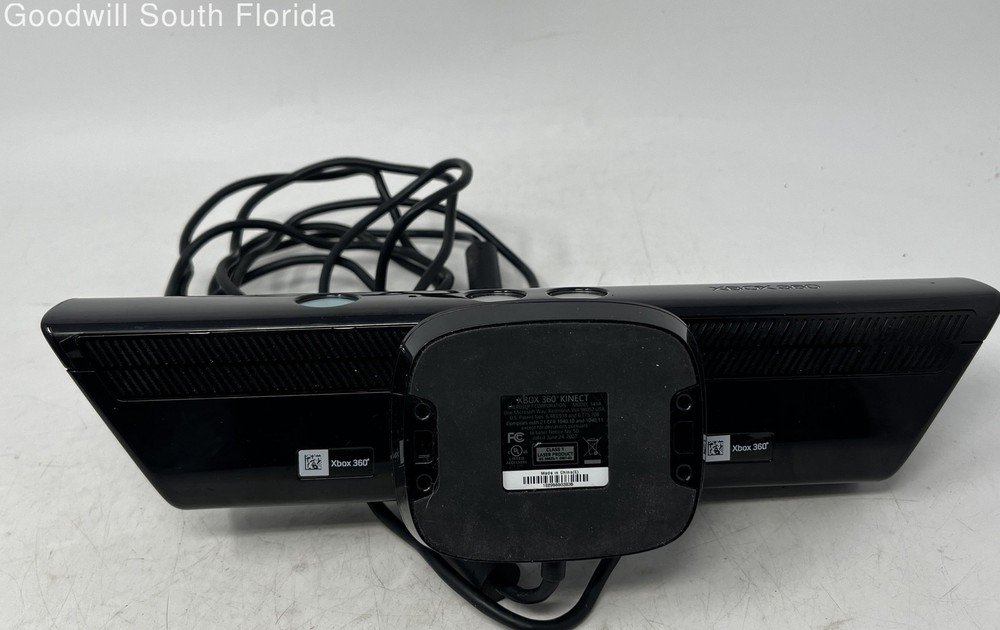 Microsoft 1414 Black Kinect Motion Sensor For Xbox 360 Not Tested