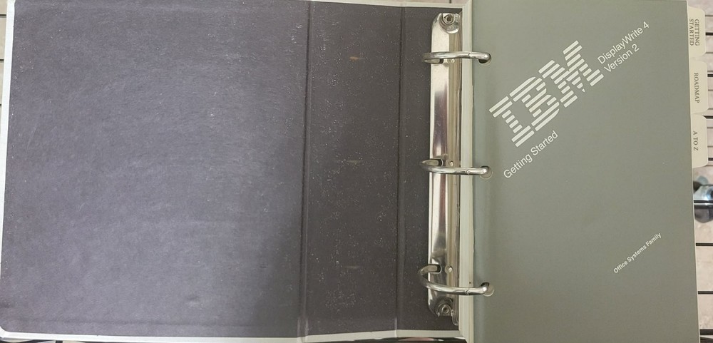 IBM DisplayWrite 4 Version 2 word processing program for IBM DOS vintage 1988