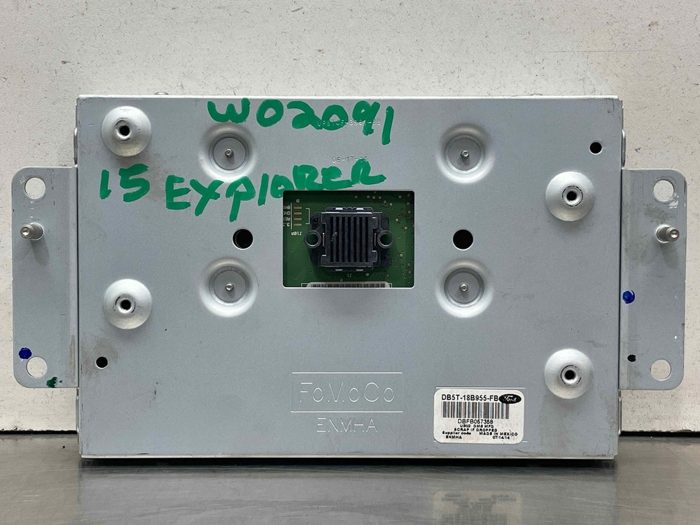 2015 Ford Explorer Information Display 8'' Screen Front OEM DB5T-18B955-FB