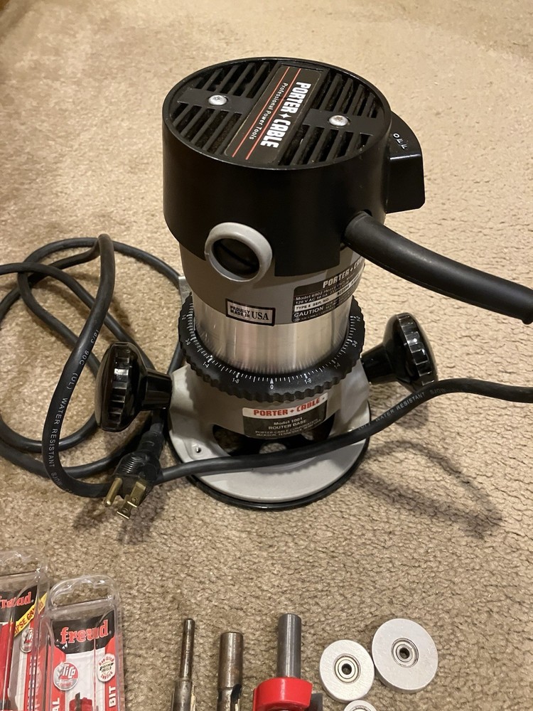 Porter Cable router model 690LR with extras