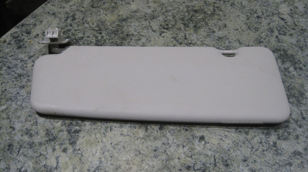 2016 Smart Fortwo Front RIGHT PASSENGER Side Sun Visor Sunvisor Gray