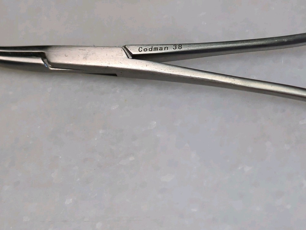 Codman 38 Artery Clamp 147