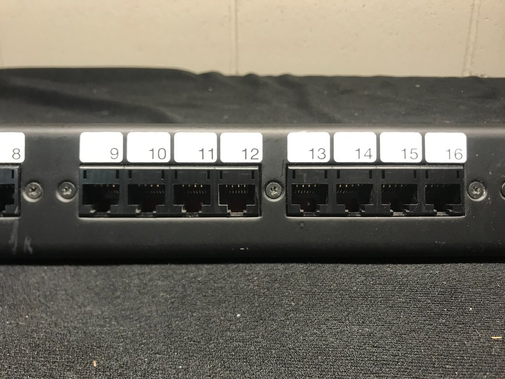 Hubbell Speedgain c5e+ 24-Port Patch Panel P5E24UE