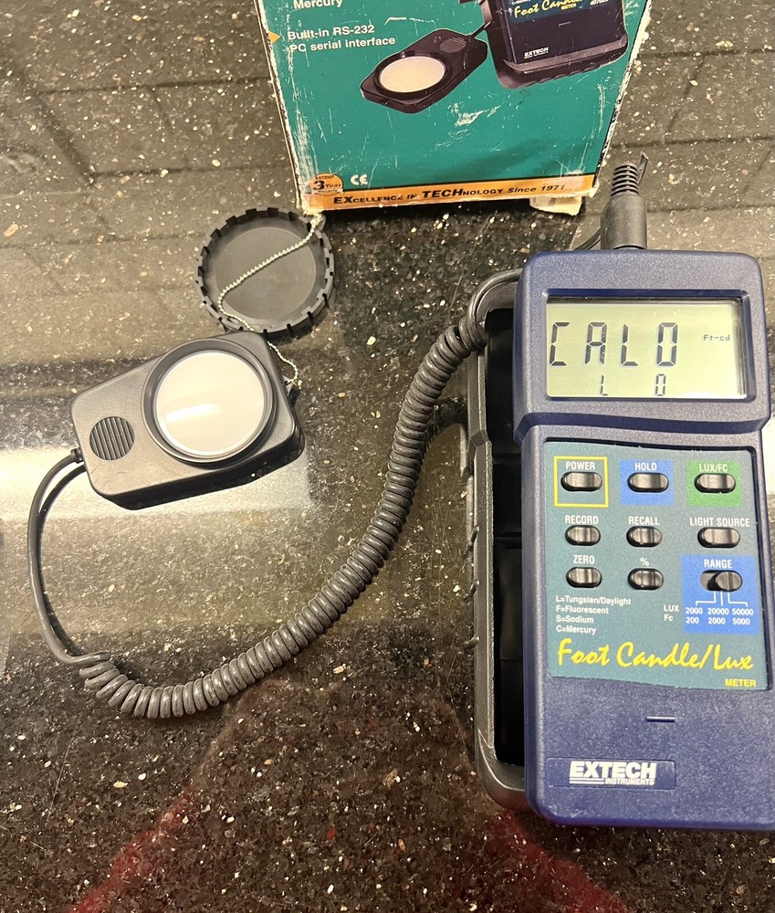 EXTECH 407026 Heavy Duty Light Meter