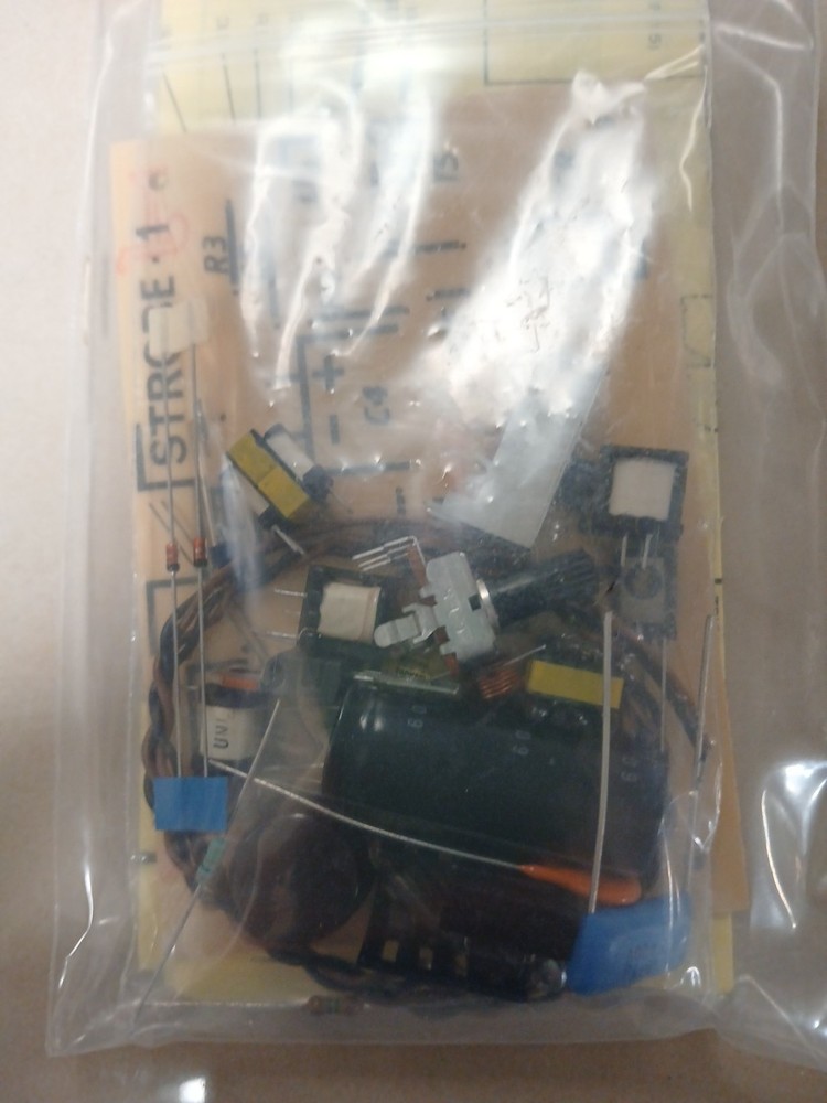 Rainbow Kits Strobe Light ST-1