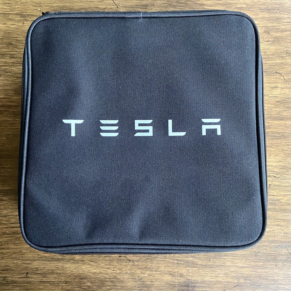 2020 - 2023 Tesla model Y 3 charger Gen 2 Mobile Connector charging cable bundle
