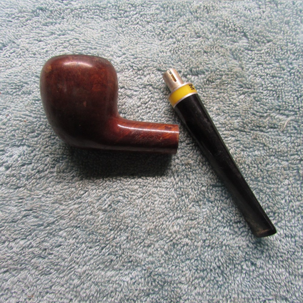 Smoking Pipe: Medico Medalist Imported Briar