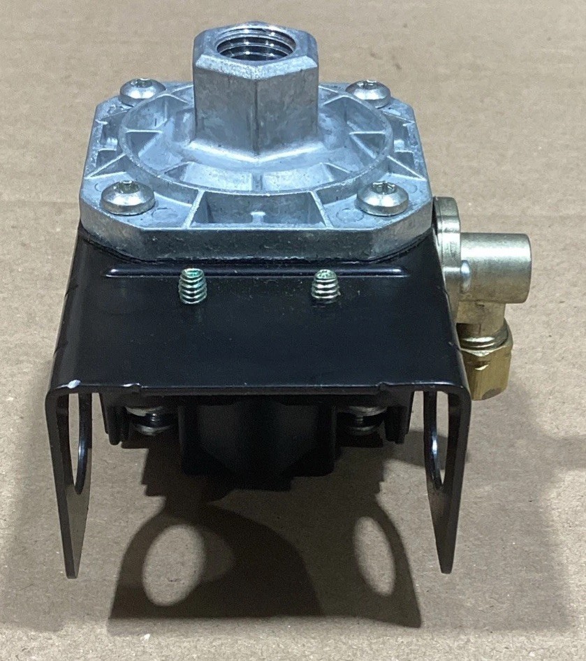 Pressure Switch NOS